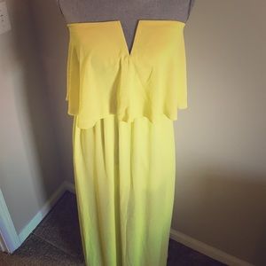 Strapless V-Notch Maxi Dress with Ruffle Detail