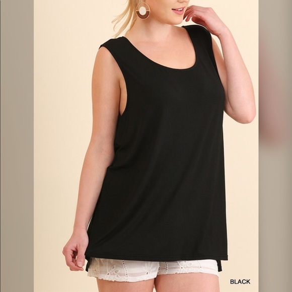 PLUS--Danyell Open Strap Back - Picture 2 of 3