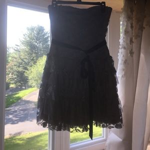 Women's gray floral ruffled strapless dress