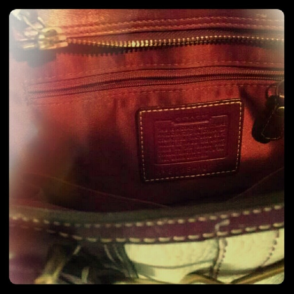 A coach bag great condition!!