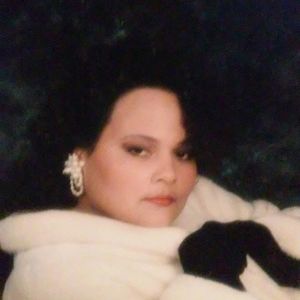 Meet your Posher, Leigh