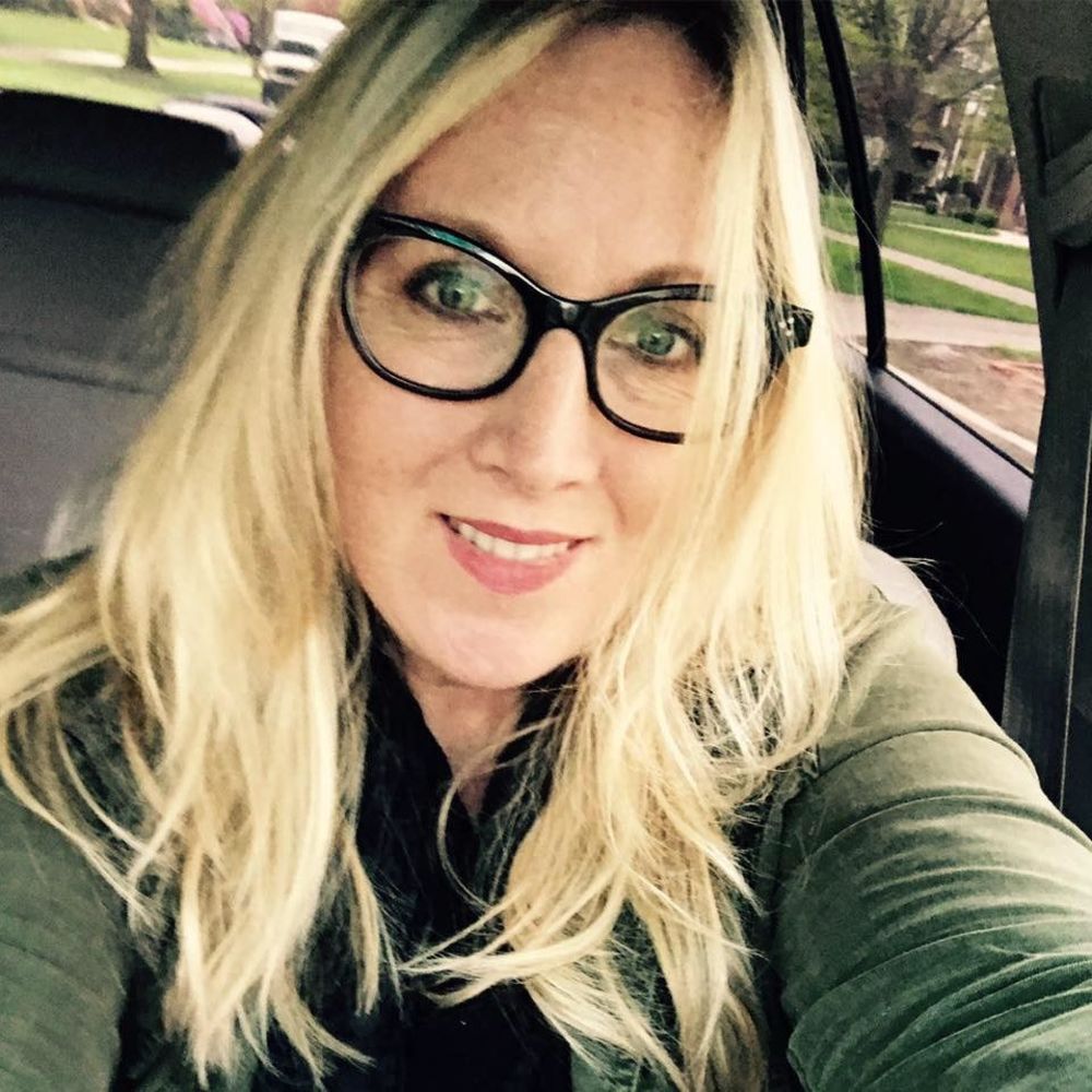 Meet your Posher, Michele