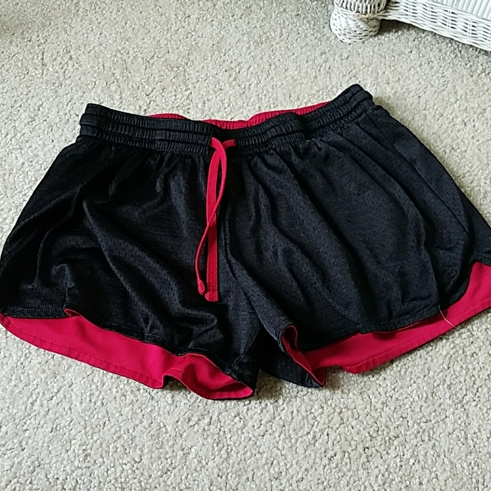 Reversible champion mesh shorts!