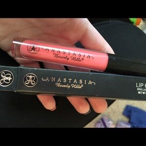 Anastasia Beverly Hills gloss in candy coral