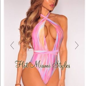 Water color multi wear one piece 🌸