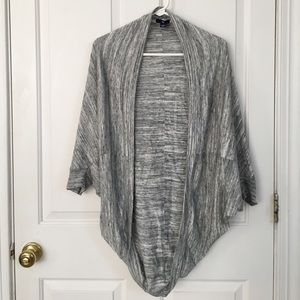 GAP light weight cardigan shrug