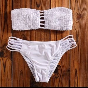 🆕 Summer Bliss White Strapless Bikini - Size M