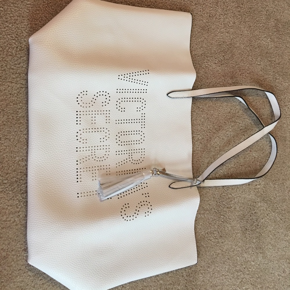 Brand. New Victoria's Secret white tote 👜. 👙