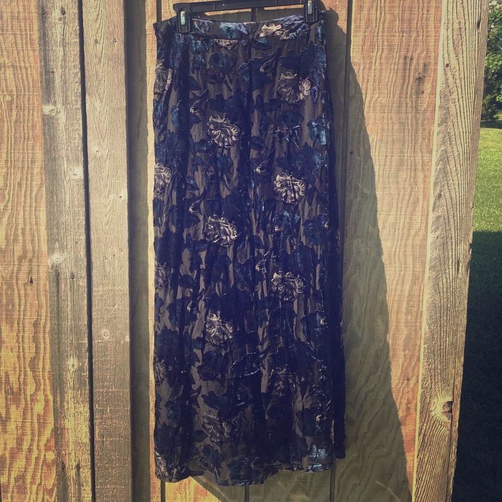 Maxi skirt