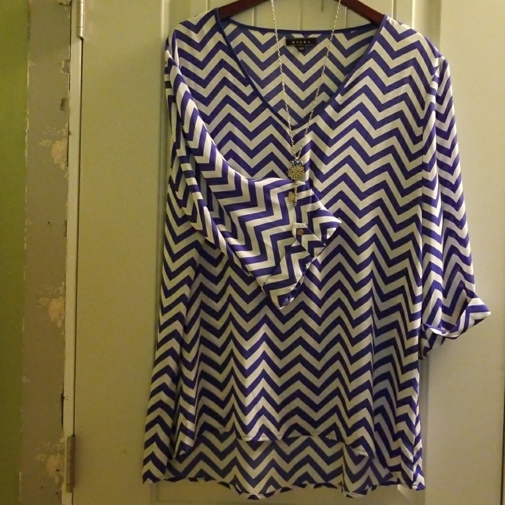 Chevron blue&white perfect for 4th of July!