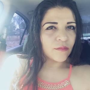 Meet your Posher, Janeth