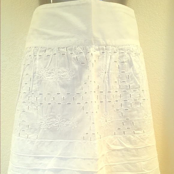 BANANA REPUBLIC WHITE SKIRT - Picture 1 of 4