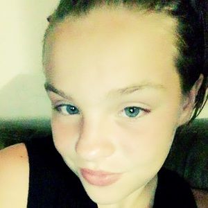 Meet your Posher, Hailey