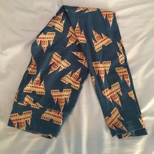 Lularoe OS castle leggings