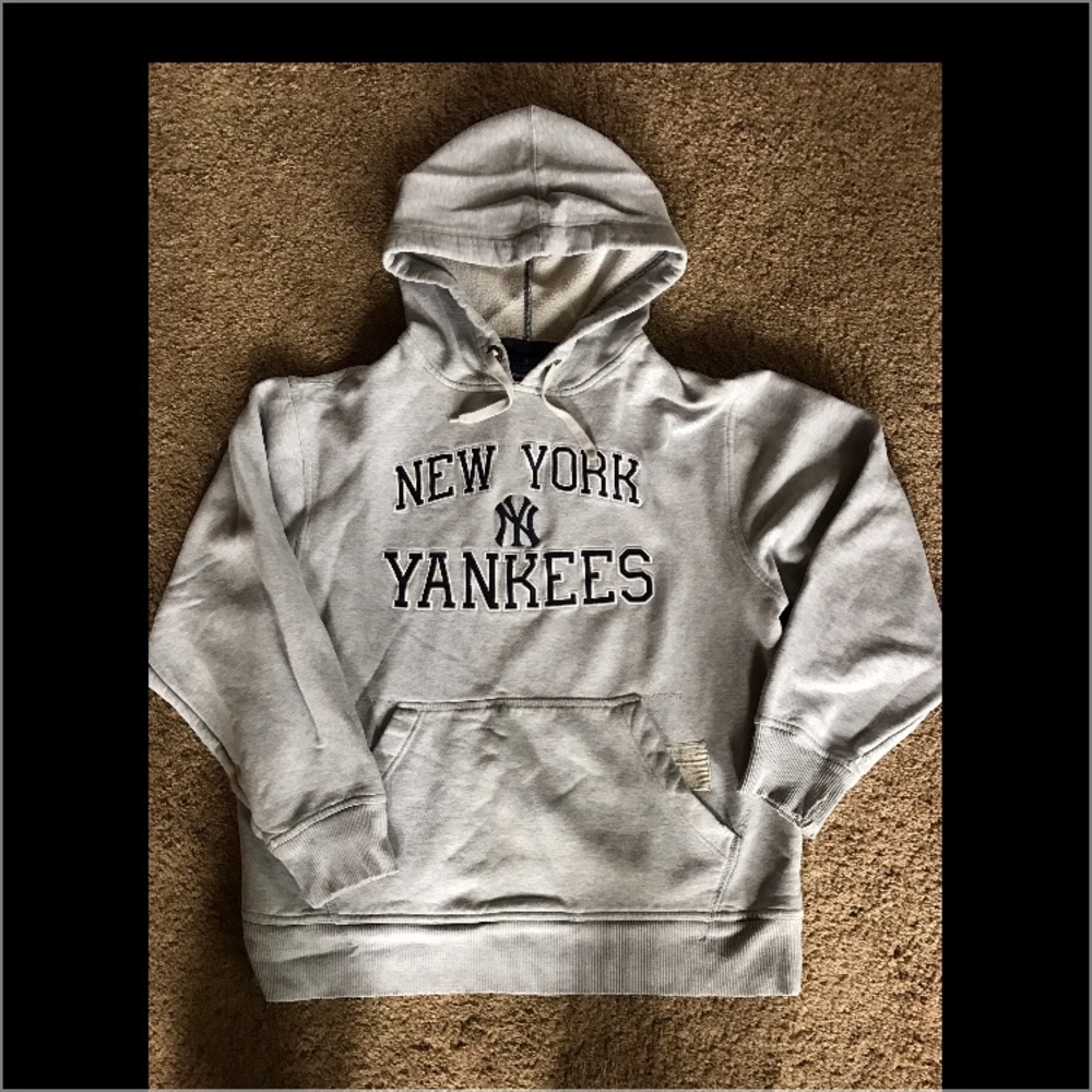 Sale‼️ ⚾️New York Yankees sweatshirt