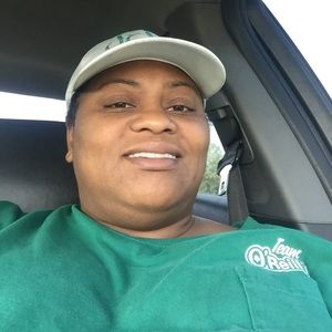 Meet your Posher, Felicia