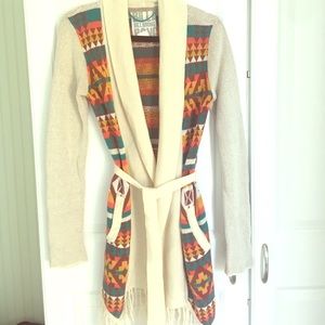 Billabong sweater