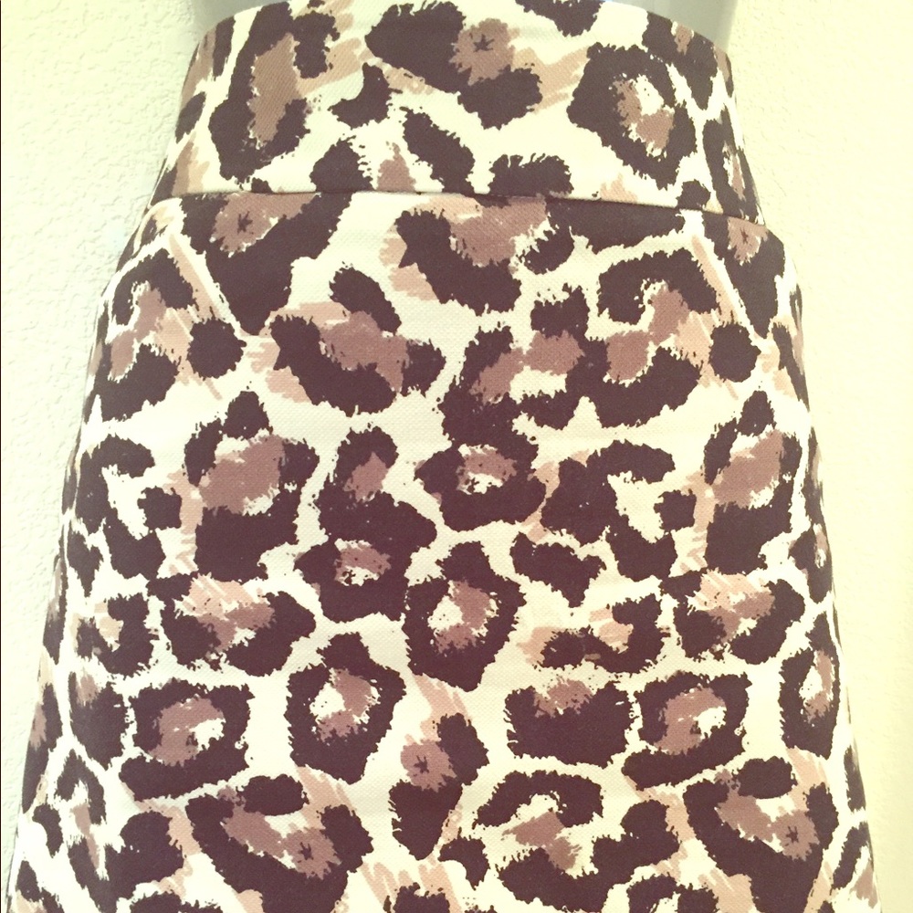 LOFT MINI LEOPARD PRINT SKIRT