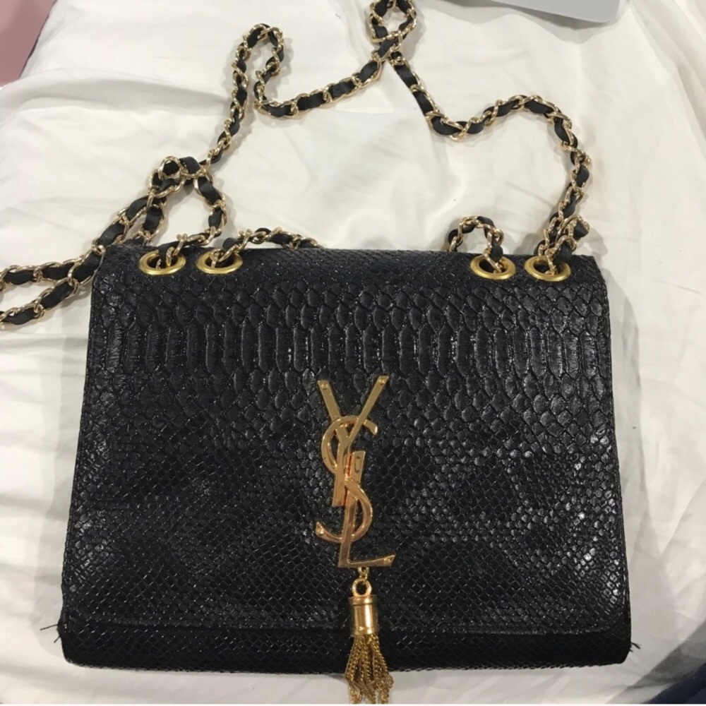 BAG - Picture 2 of 7