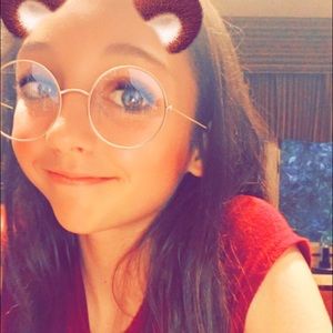 Meet your Posher, Mya