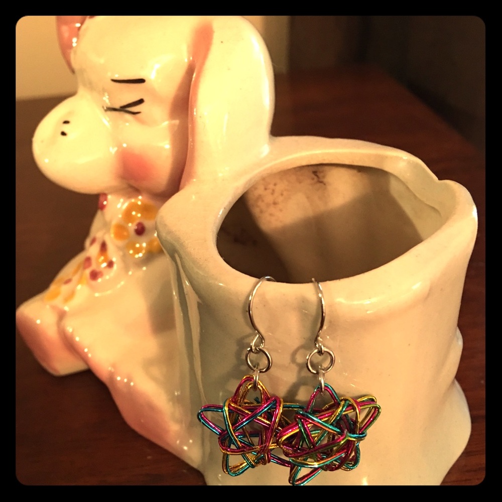 Fun multi colored wires star earrings