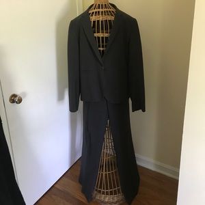 Theory gray business suit