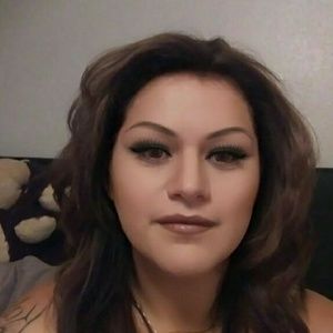 Meet your Posher, Adelina