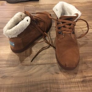 Vince dolman sleeve sweater