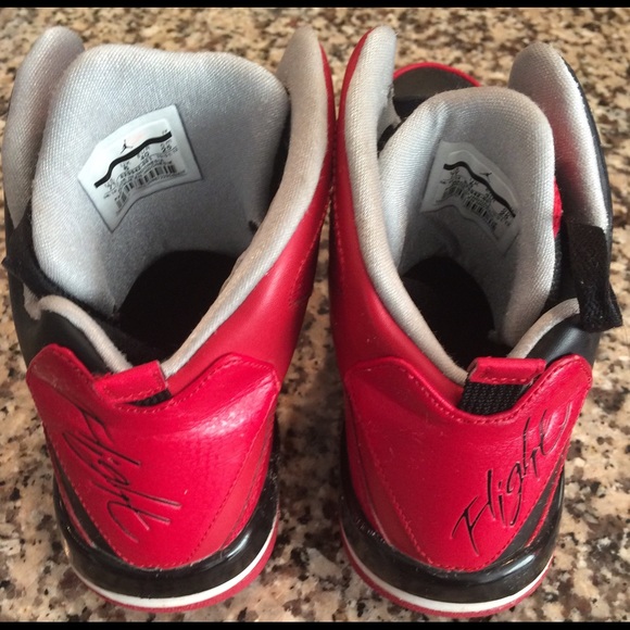 Nike Jordan flight black/Red youth 7Y - Picture 2 of 5