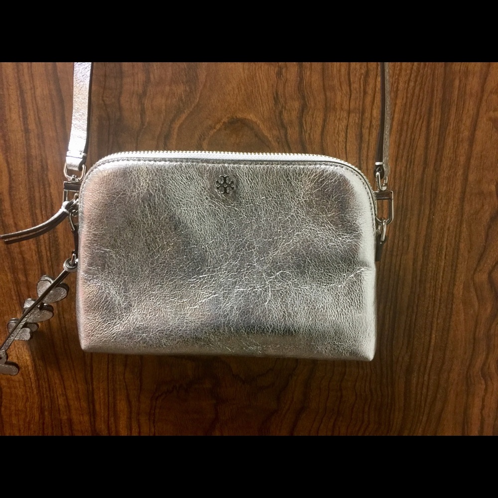 Tory Burch Peace Metallic crossbody purse