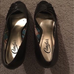 Women's shoes
