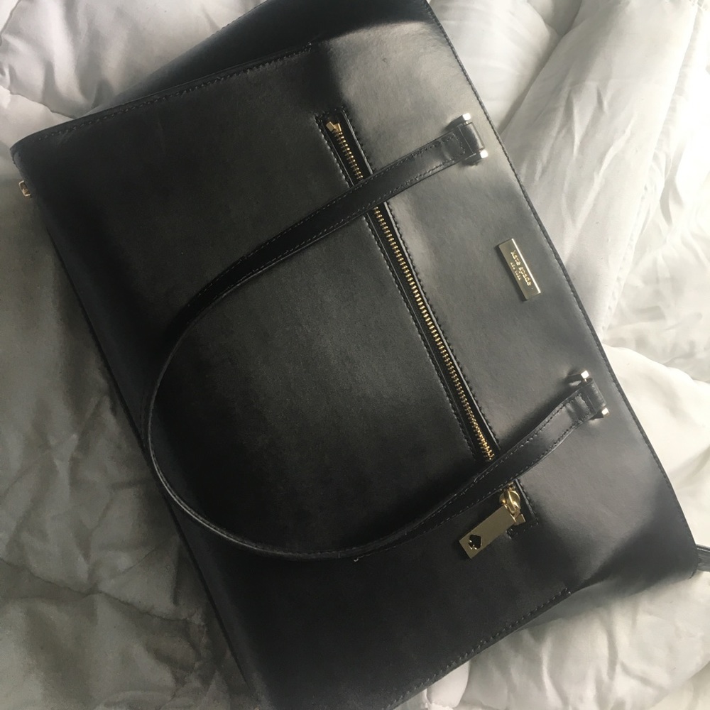 KATE SPADE black purse ♠️