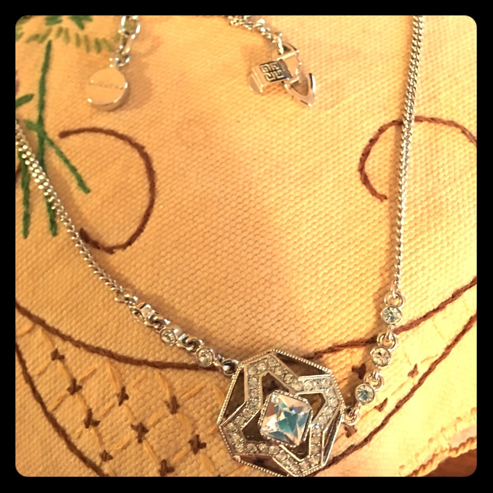 Pretty Crystal necklace