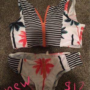 Brand new palm tree zippered bikini