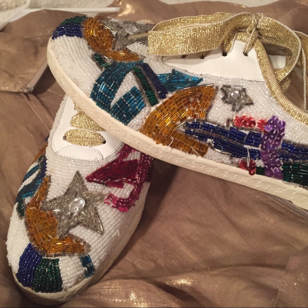 🇺🇸Sale! Vintage beaded tennis shoes
