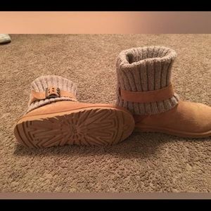 Uggs size 6 worn once