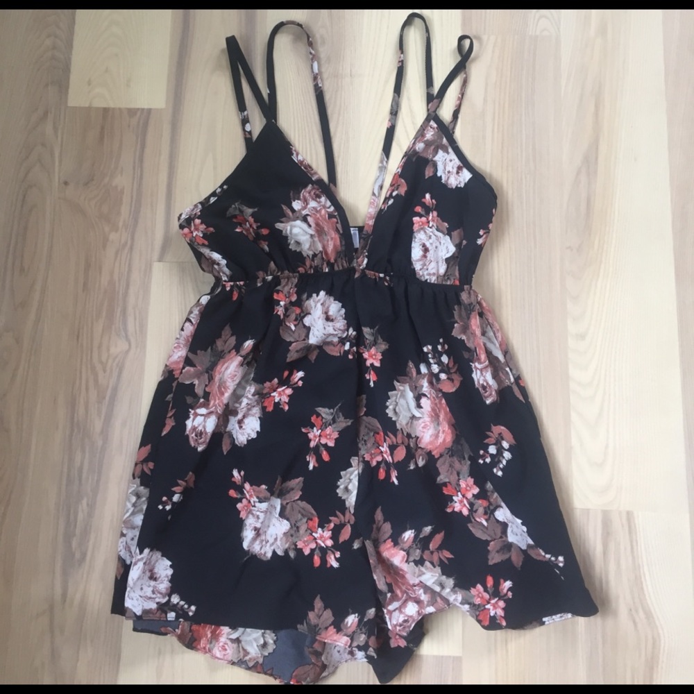 Sexy floral strappy romper
