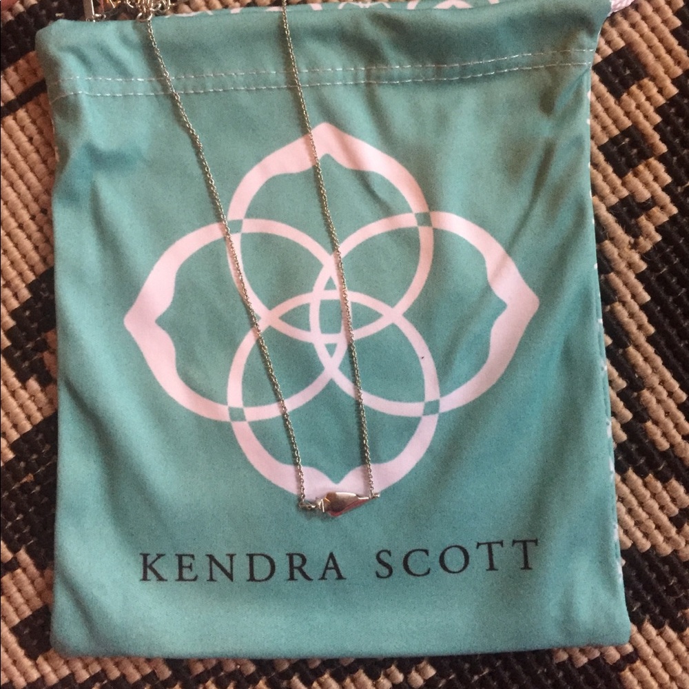 Steph Necklace in Silver