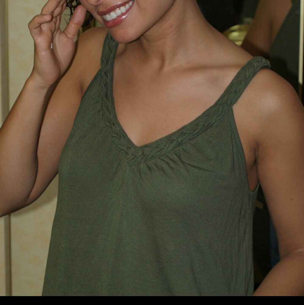 H&M army green double V braided tank