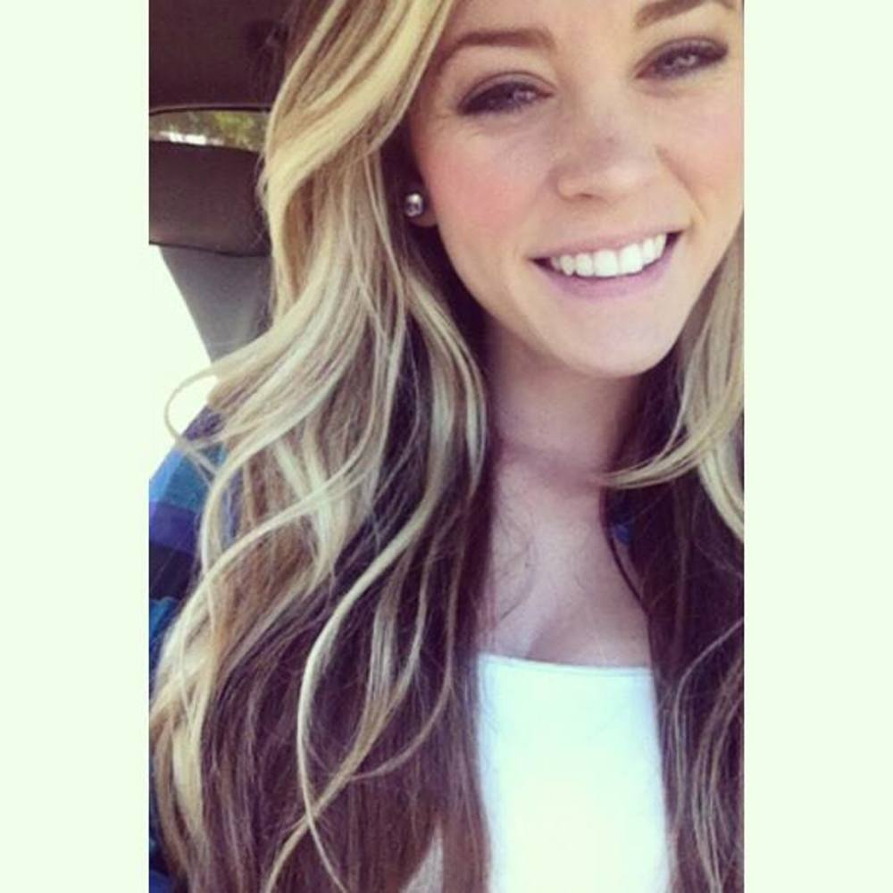 Meet your Posher, Dakota