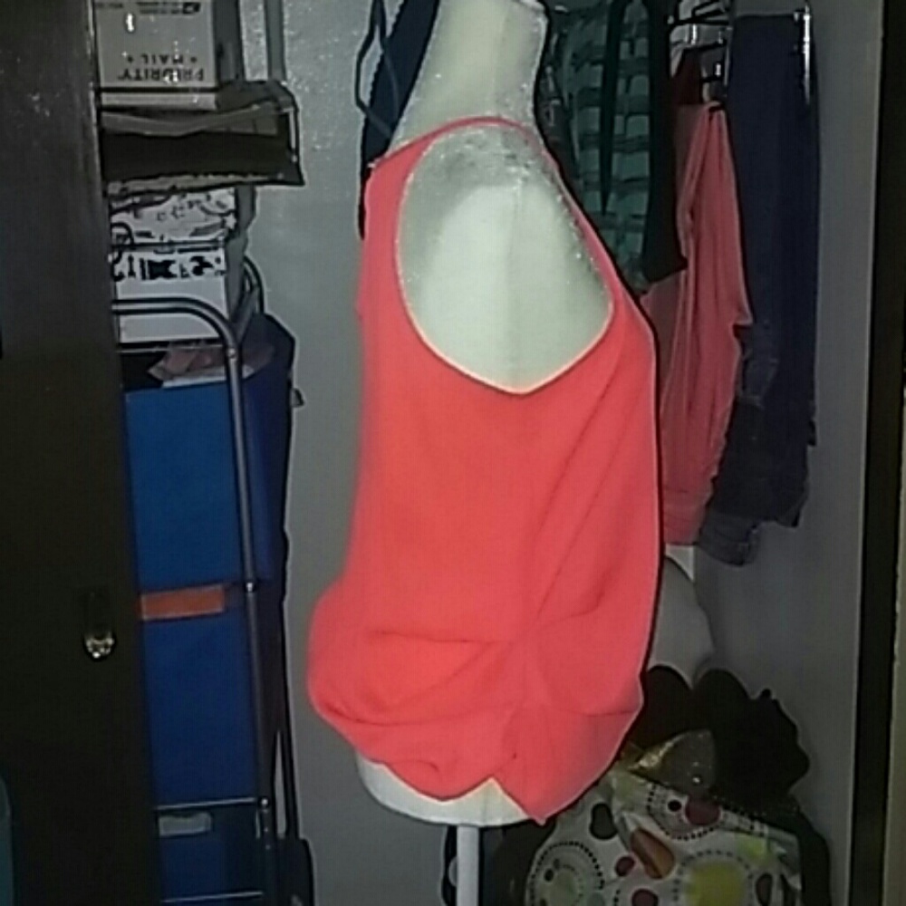Top - Picture 3 of 4