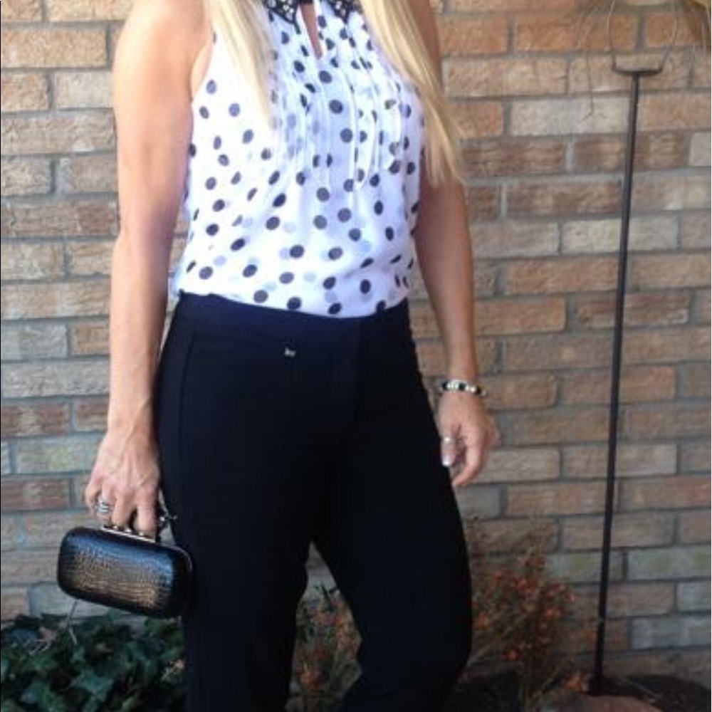 White and white market head to toe