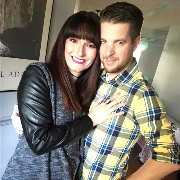 Meet your Posher, Heather - Picture 5 of 5