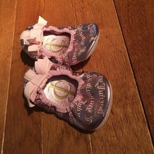 Juicy Couture Baby Shoes. Size 4