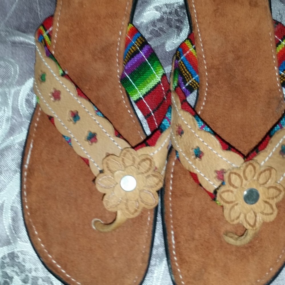 Women's Suede Sandals  NEW - Picture 2 of 7