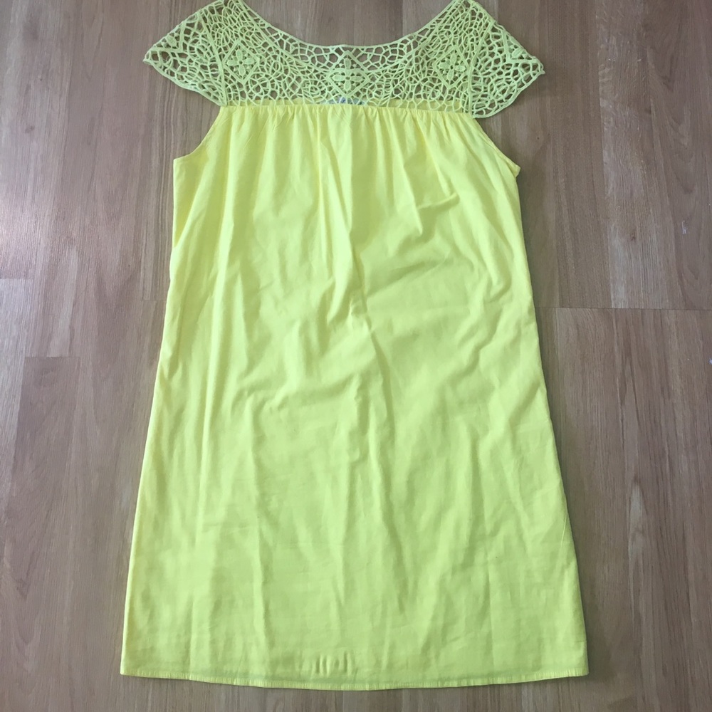 Lace shoulder summer dress!