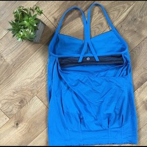 Lululemon size 8 top