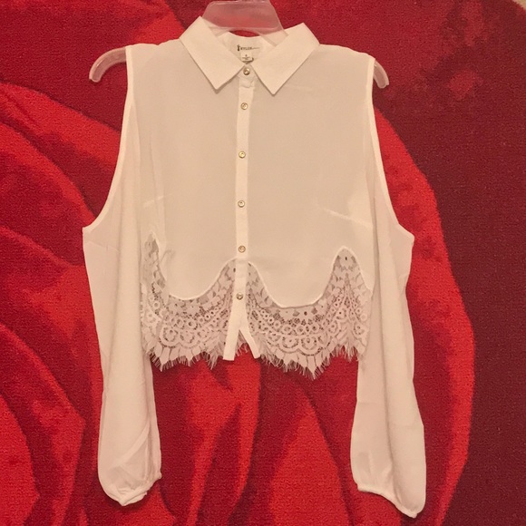 Lace cold shoulder top - Picture 5 of 6