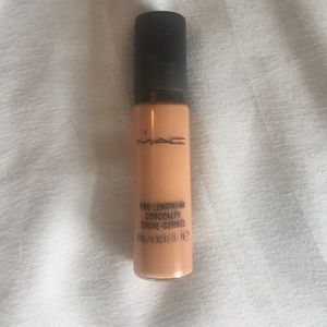 MAC PRO LONGWEAR CONCEALER NW25