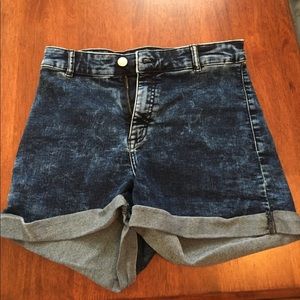 US 12 H&M high waisted short